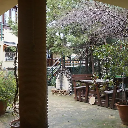 Kisik Konagi Pensjonat 3*